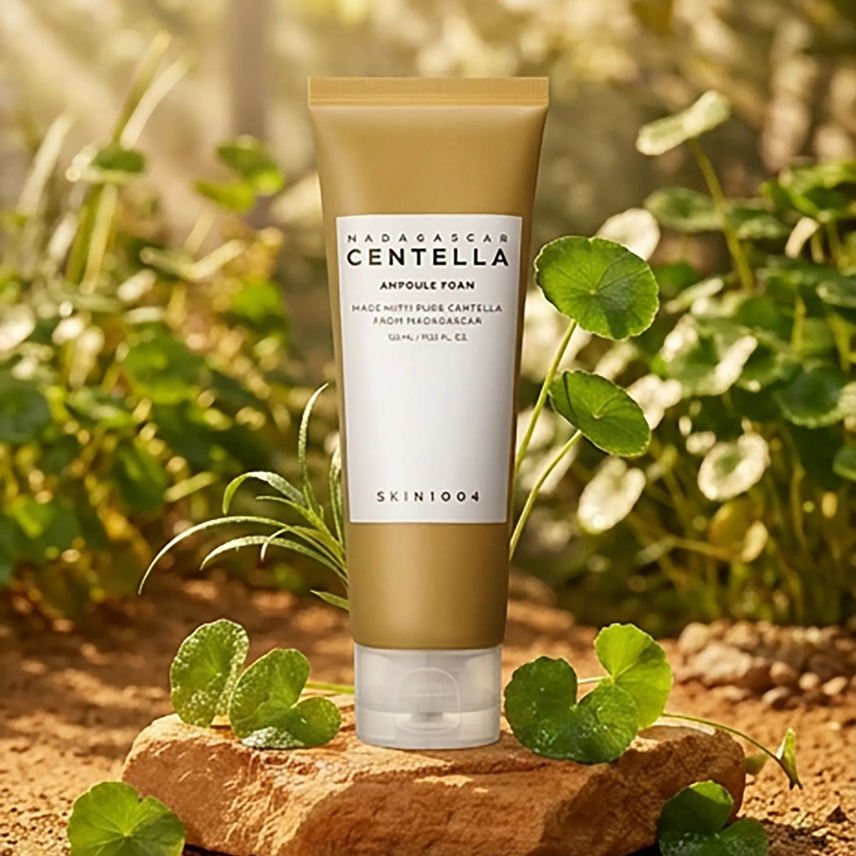 SKIN1004 Madagascar Centella Ampoule Foam con foglie di centella asiatica del Madagascar