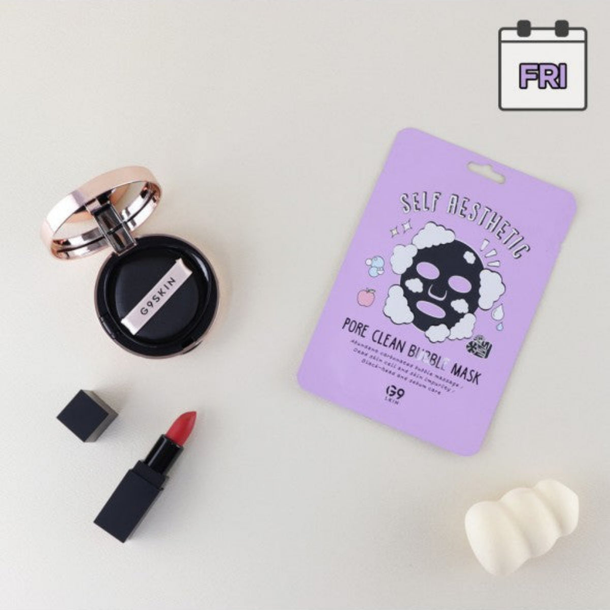 G9 Skin Self Aesthetic Pore Clean Bubble Mask, bustina tra prodotti make-up